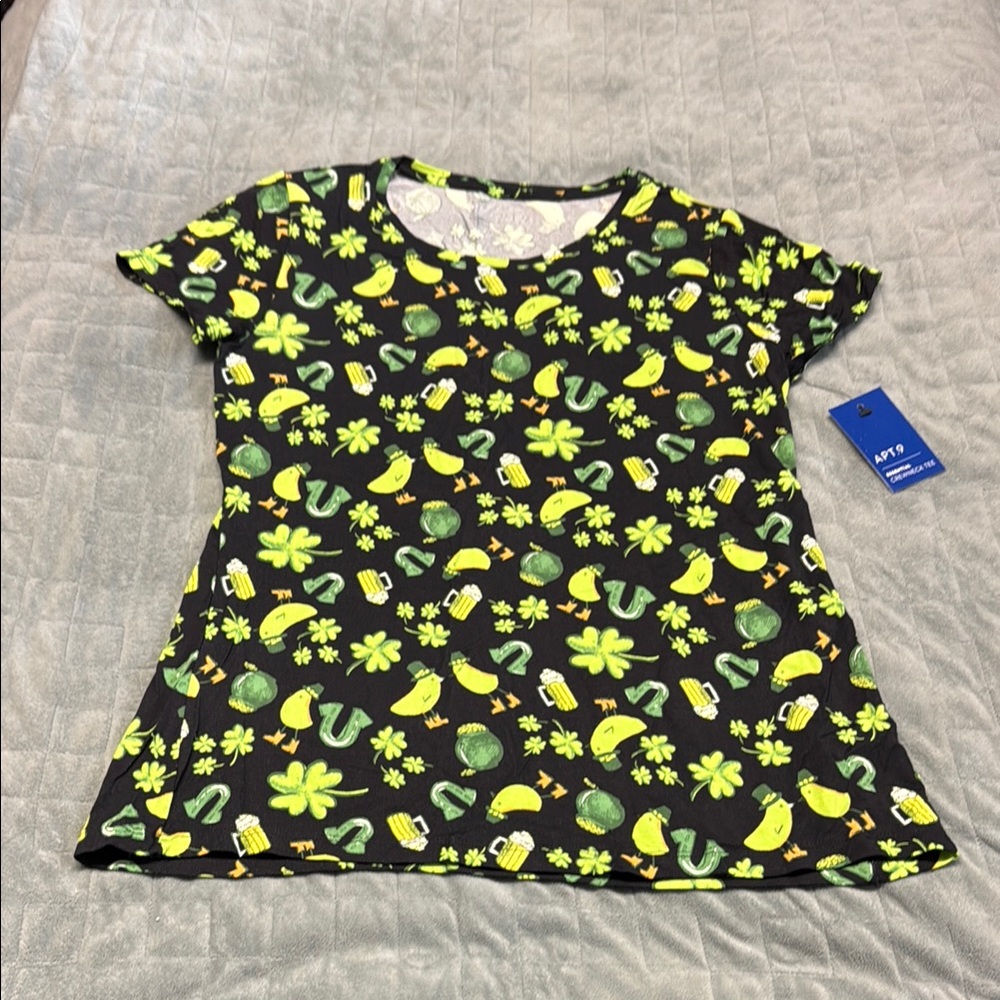 NWT Apt. 9 St. Patrick's Day Shirt, Leprechaun, Clovers Shamrocks, Black, Size S